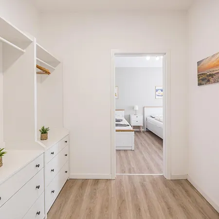 102 3-schlafzimmer-apartment Hbf Halle Halle (Saale)