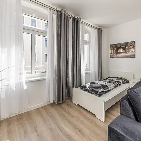 102 3-schlafzimmer-apartment Hbf Halle
